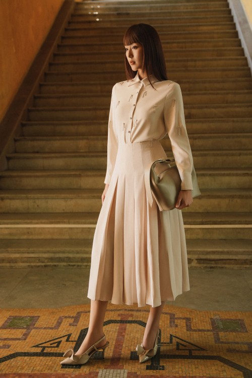 Sixdo Beige Woven Flared Skirt
